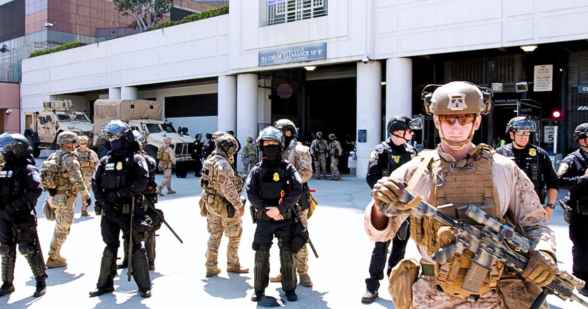 How to Resist ICE & Border Patrol? Rapid Response Networks & Community&nbsp;Defense