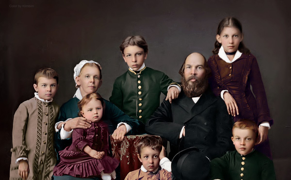 Vladimir Lenin: Tsarism & the Birth of a&nbsp;Revolutionary
